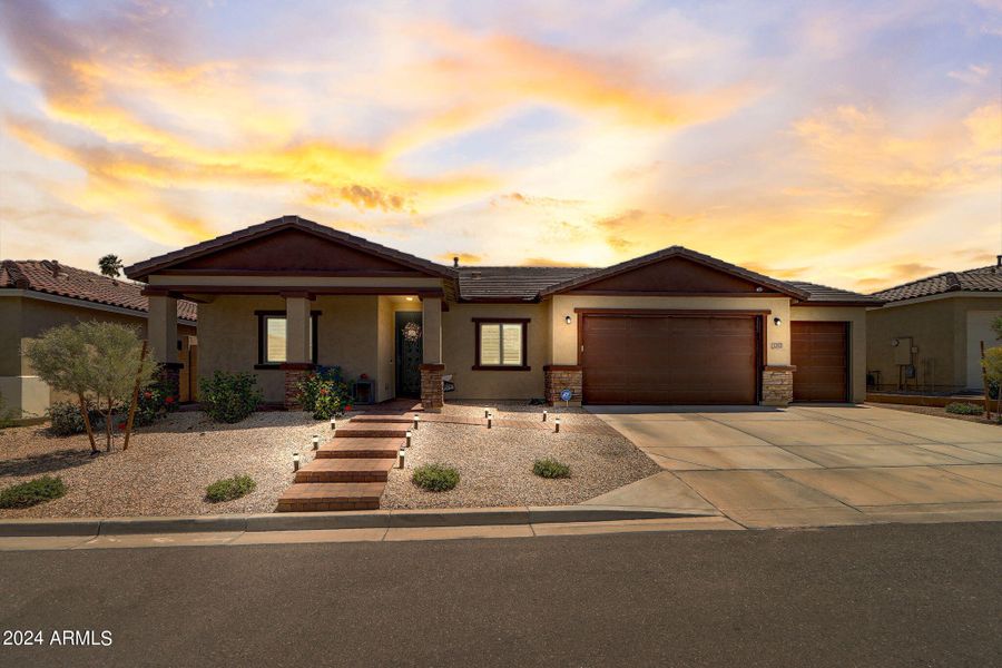 New construction Single-Family house 12533 W Citrus Way, Litchfield Park, AZ 85340 - photo