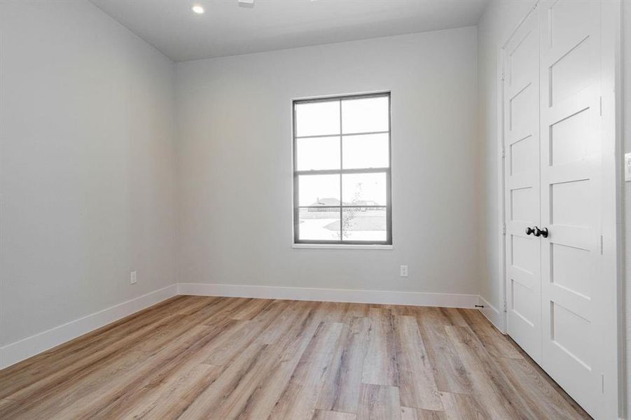 Example of builders Bedroom