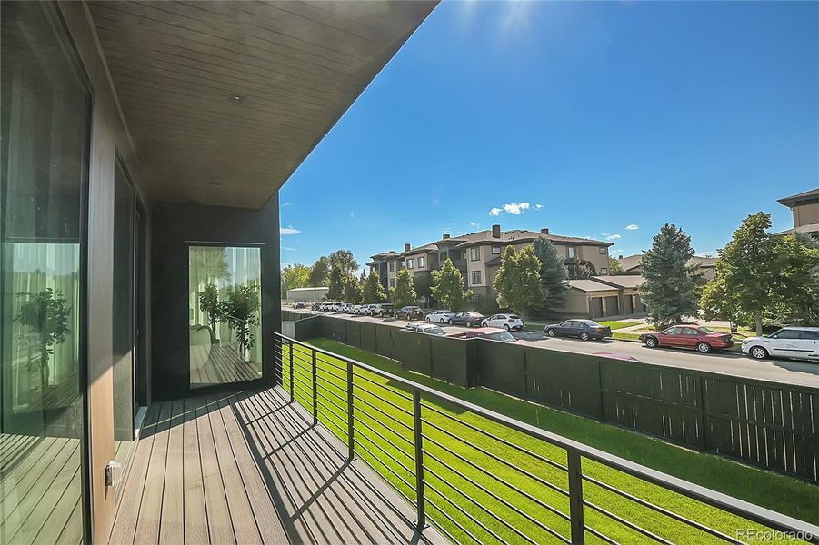 deck overlooking back yard