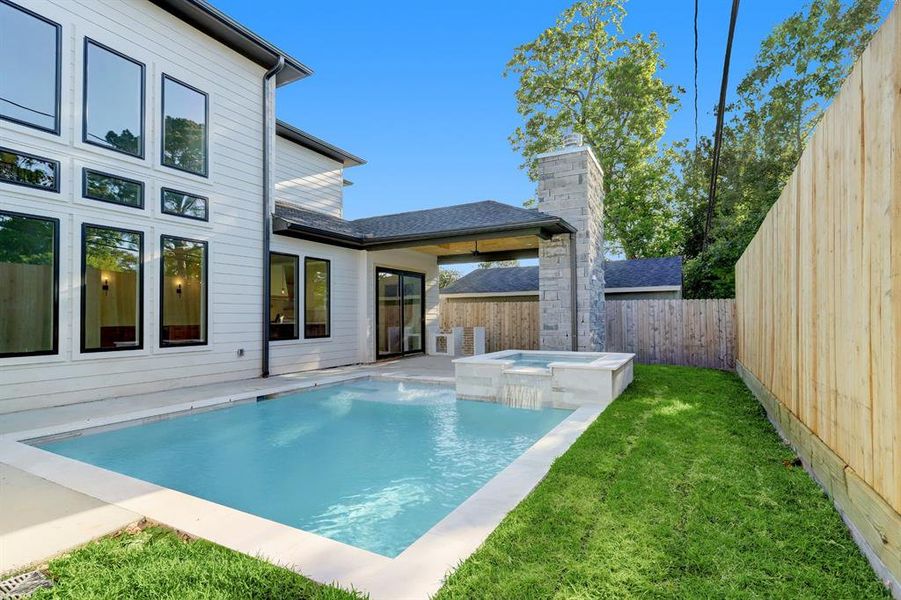 Builder’s similar previous pool builds that fit on this property.