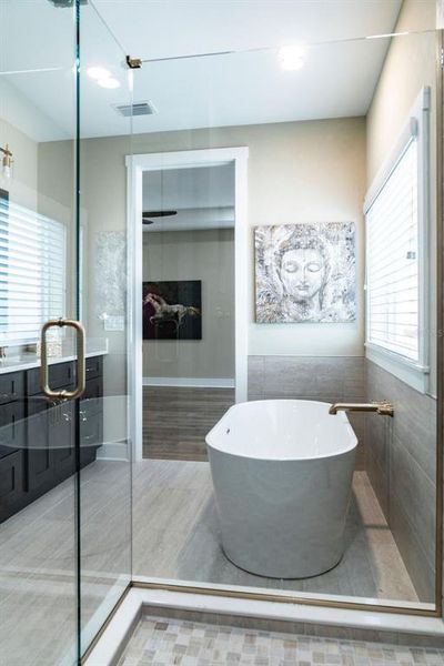 Upstairs Primary Bath with shower and tub