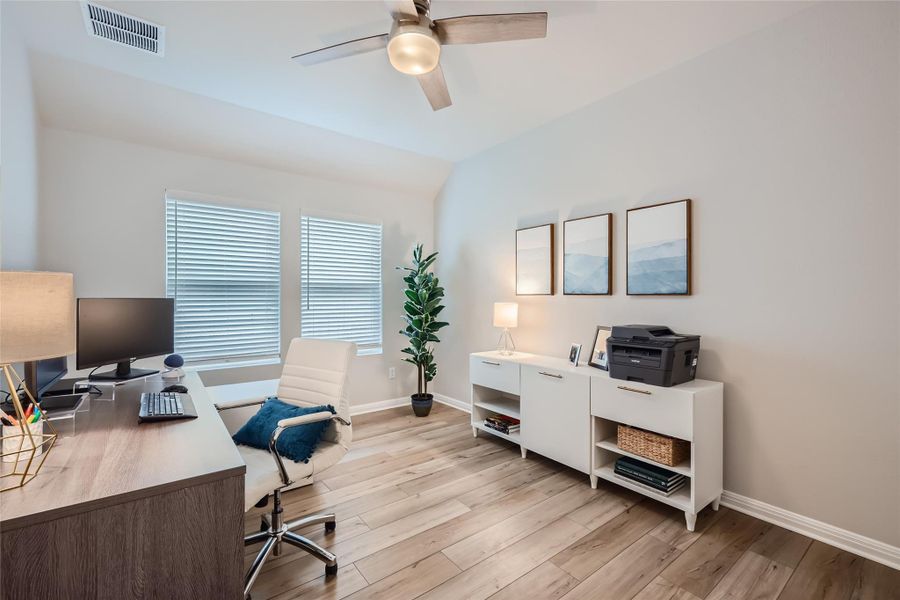 Plenty of space in this office/flex room for everything you need to get things done or relax!  The large windows let in natural light so you know when it's time to retire for the evening.