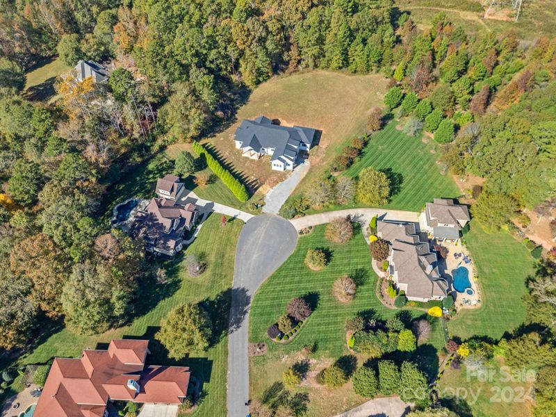 Aerial of culdesac