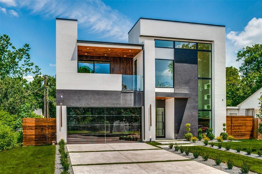 Contemporary house with a balcony