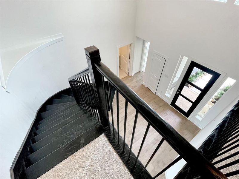 Elegant Rounded Wood Stairs