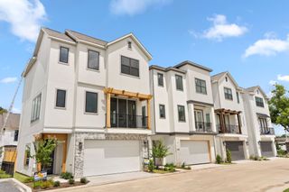 New construction Single-Family house 1745 Ojeman Road, Houston, TX 77055 - photo 1