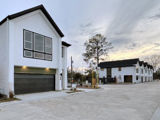 New construction Single-Family house 1208 Highland Square Lane, Houston, TX 77091 - photo