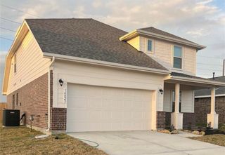 New construction Single-Family house 14823 Spring Forest Lane, Baytown, TX 77523 - photo 1