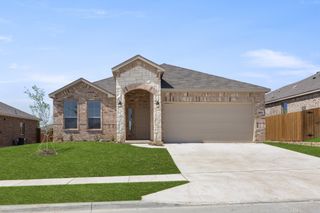 New construction Single-Family house 2800 Desert Lily Ln, Fort Worth, TX 76108 - photo 1