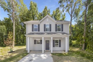 New construction Single-Family house Thayer Glen Ct, Charlotte, NC 28213 - photo