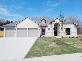 New construction Single-Family house 613 Candace Drive, DeSoto, TX 75115 - photo