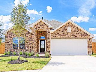 New construction Single-Family house 103 Water Grass Trail, Clute, TX 77531 - photo 1