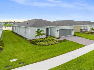 New construction Single-Family house 6109 Blue Pond Way, Saint Cloud, FL 34771 - photo 1