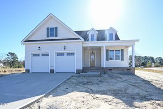 New construction Single-Family house 18 N Bream Court, Angier, NC 27501 - photo 1