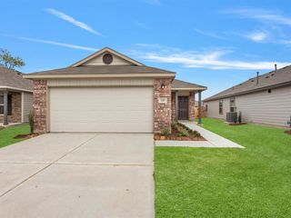 New construction Single-Family house 408 Cumberland Forest Drive, Magnolia, TX 77354 RC Somerville- photo 1
