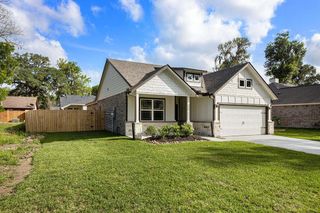 New construction Single-Family house 331 Wood Haven Drive, West Columbia, TX 77486 - photo 1