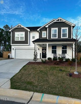 New construction Single-Family house 1300 Mcfarlan Court, Holly Springs, NC 27540 - photo 1