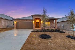 New construction Single-Family house 1313 Madeline Lane, Krum, TX 76249 - photo