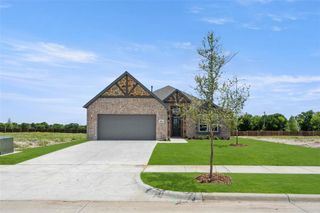 New construction Single-Family house 1882 Silver Birch Road, Waxahachie, TX 75165 Woodford 2F- photo