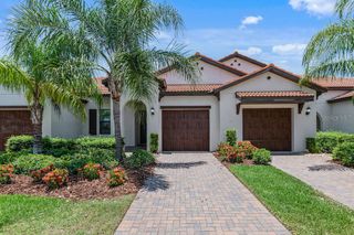 New construction Single-Family house 17338 Holly Well Avenue, Wimauma, FL 33598 - photo