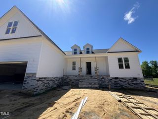New construction Single-Family house 115 Red Rocks Circle, Benson, NC 27504 - photo