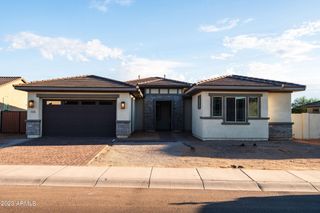 New construction Single-Family house 18174 W Highland Avenue, Goodyear, AZ 85395 Tucker Plan 5411- photo 1