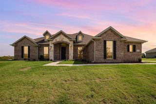 New construction Single-Family house 690 Serenity Lane, Red Oak, TX 75154 - photo 1