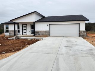 New construction Single-Family house 2707 Patriot Dr, Lago Vista, TX 78645 Magnolia- photo 1