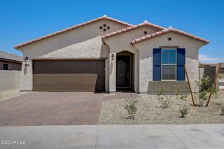 New construction Single-Family house 24132 W Hess Avenue, Buckeye, AZ 85326 Castillo Series - Bluebell- photo