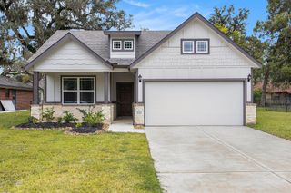 New construction Single-Family house 221 Inwood Drive, West Columbia, TX 77486 - photo 1