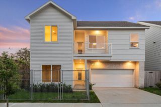 New construction Single-Family house 2319 Harlem Street, Houston, TX 77020 - photo