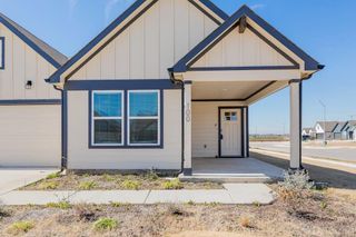 New construction Single-Family house 100 Aransas River Rd, Hutto, TX 78634 - photo 1