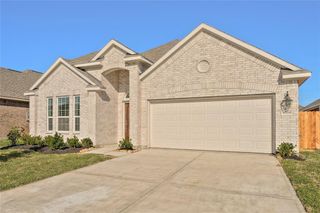New construction Single-Family house 11126 Youngquist Drive, Mont Belvieu, TX 77535 The Epsom- photo 1