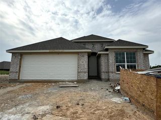 New construction Single-Family house 911 Eloise Lane, Cleburne, TX 76033 Concept 1638- photo