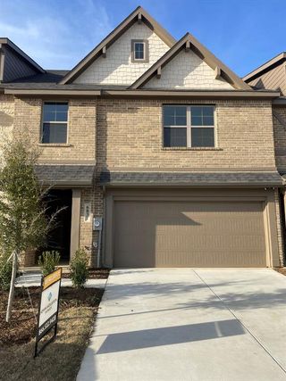 New construction Townhouse house 6831 Joelene Rae Drive, Arlington, TX 76001 - photo