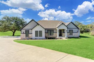 New construction Single-Family house 373 Prairie Clover Dr, Dripping Springs, TX 78620 - photo