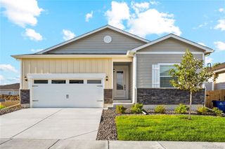 New construction Single-Family house 9483 Yampa Court, Commerce City, CO 80022 - photo