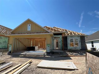 New construction Single-Family house 104 Maybelline Rd, Jarrell, TX 76537 1613- photo