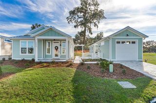 New construction Single-Family house 12039 Lakeshore Way, Oxford, FL 34484 Sunny Isle- photo