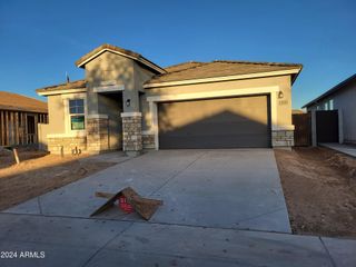 New construction Single-Family house 3850 S 247Th Avenue, Buckeye, AZ 85326 Aster - photo 1