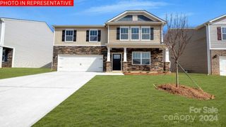 New construction Single-Family house 105 Hillspring Lane, Troutman, NC 28166 The Biltmore- photo
