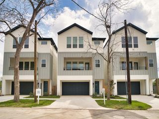 New construction Single-Family house 4850 Pinemont Street, Houston, TX 77091 - photo