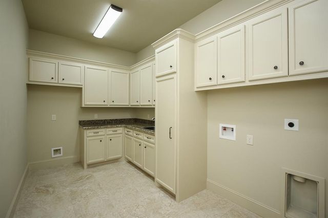New construction Single-Family house 0 Cypresswood Drive, Spring, TX 77379 - photo 29