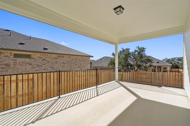 New construction Single-Family house 117 Scenic Hills Circle, Georgetown, TX 78628 - photo 29