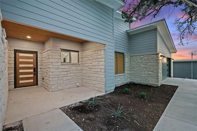 New construction Single-Family house 8605 Big Horn Circle, Lago Vista, TX 78645 - photo 3