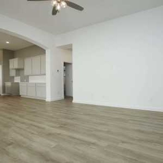 New construction Single-Family house 920 Pismo Creek Lane, 1100 Morro Bay Court, Katy, TX 77493 - photo 35