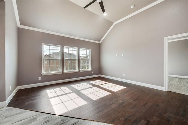 New construction Single-Family house 15, 5427 Wellesley Avenue, Fort Worth, TX 76107 - photo 7