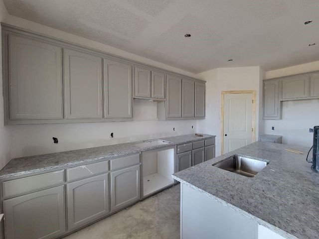 New construction Single-Family house 09, 130 Central High Road, Ennis, TX 75119 - photo 7