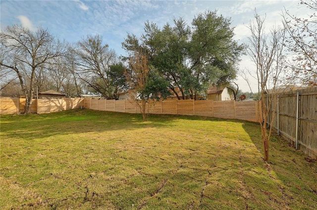 New construction Single-Family house 6405 Greensboro Drive, Austin, TX 78723 - photo 28