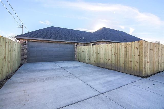 New construction Single-Family house 801 Adelaide Street, Terrell, TX 75160 - photo 24